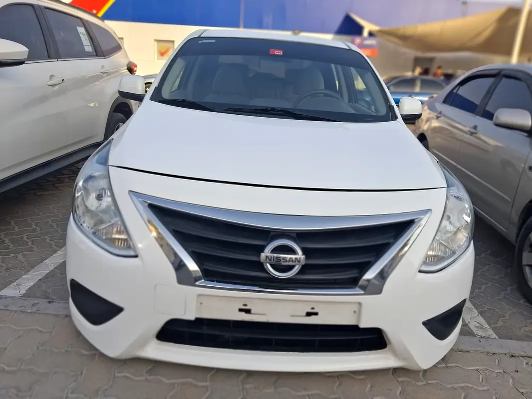 Nissan Sunny 2021 — photo 1 of 15