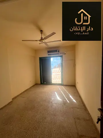 🏡 2 Bedroom Hall Apartment for Bachelors – Bu Daniq / Al Qasimia / Al Mahatta 🏡