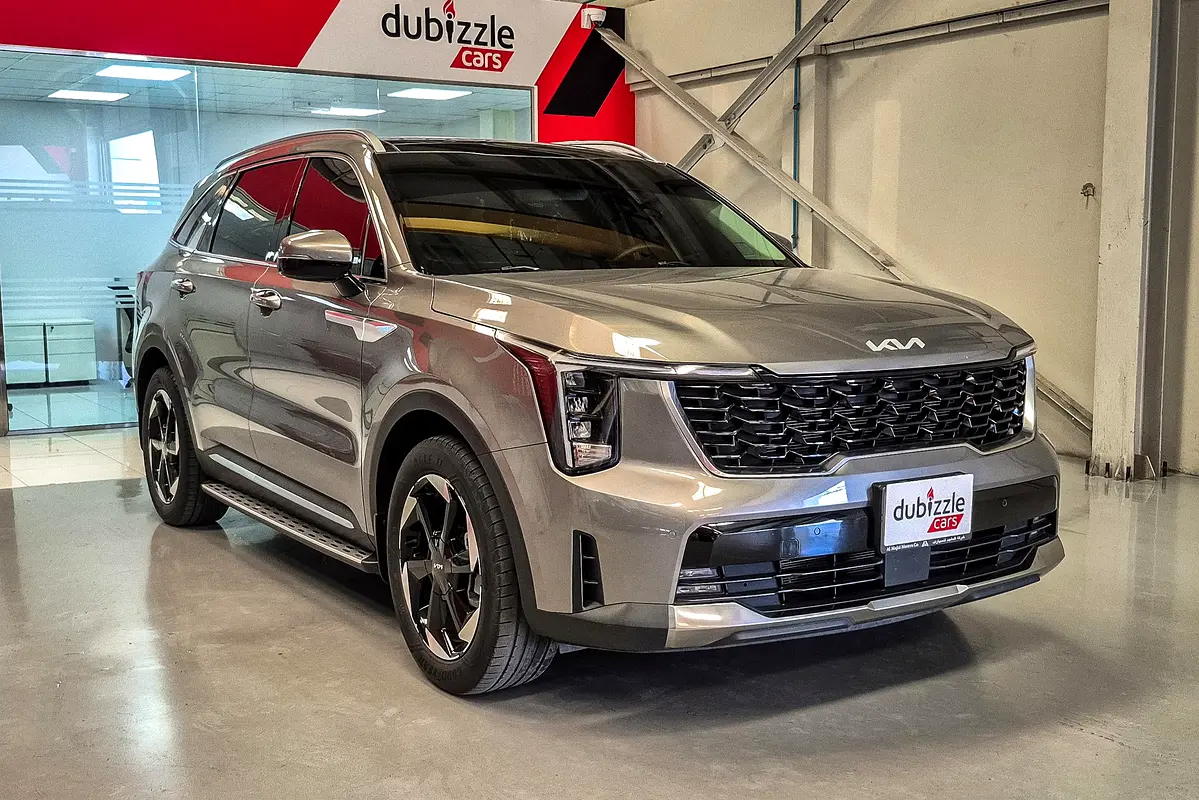 Kia Sorento 2024 — photo 1 of 15