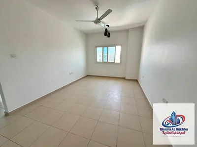 أجمل غرفه وصاله بالقليعه تاني صف علي الكورنيش تسهيلات في السداد وصيانه علي المالك طول فتره الايجار التامين شيك لا يصرف وباركينج ترابي امام البنايه