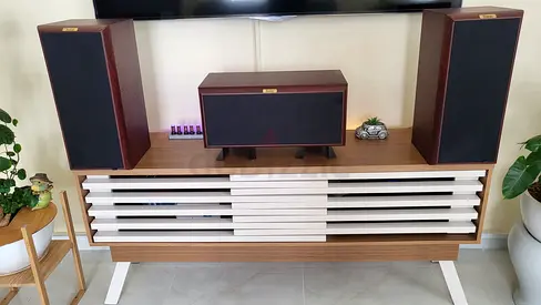 Vintage-style bookshelf speaker set with center speaker (Rosewood finish)