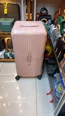 RIMOWA trunk plus