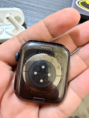 Apple Watch 9 45 mm (Series) - Used, Needs Repair/Parts
