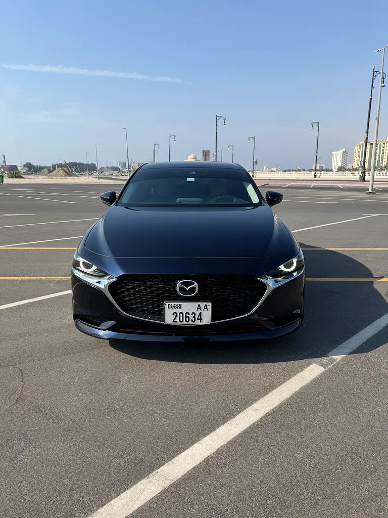 Mazda 3 2020 — photo 1 of 17
