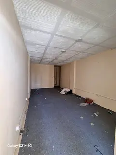 Annual Studio for Rent in Al Majaz 2, Sharjah, on Al Wahda Street. Well-maintained studio apartment