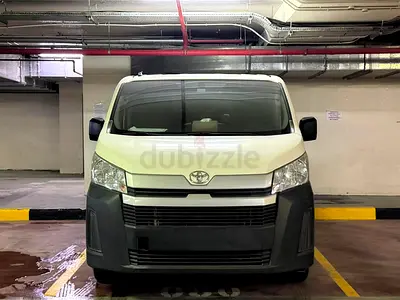 Toyota Hiace Standard 2023 GCC Specs
