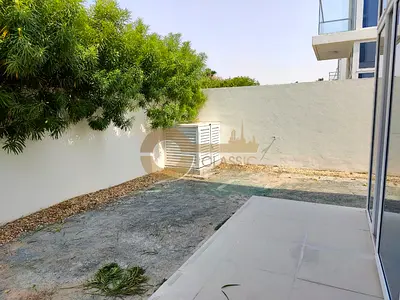 EXCLUSIVE 3BR WITH MAIDS | SINGLE ROW |CORNER UNIT