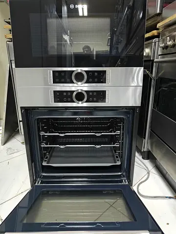 BOSCH latest model series 8 electric oven and microwave set built-in 60cm