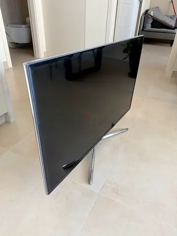 SAMSUNG TV 40”
