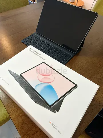 Honor pad 10 tablet with protective Keyboard and pen. All new