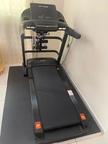TREADMILL FOR SALE NEGOTIABLE