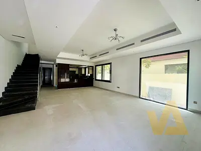 Amazing | Massive Layout | Huge garden