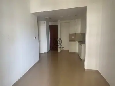 Unfurnished 1 BR | Cozy Living | Pool View