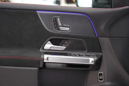 Mercedes-Benz GLB 200, миниатюра 14