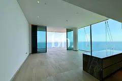 High Floor | Maids | Large Layout