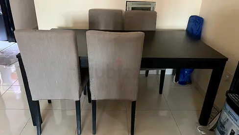 IKEA Extendable Dining Table 4 Chairs – AED 350