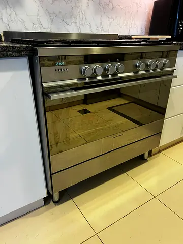 Fisher  Paykel - Stainless Steel Freestanding Gas Range Cooker - Used