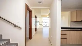 Single Row I Tenanted | Mid Unit