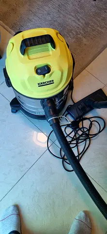 Karcher Wet  Dry Vacuum Cleaner - Good Working Condition