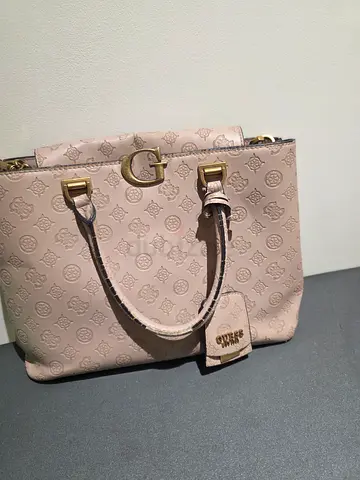 Guess pre own bag for sale
