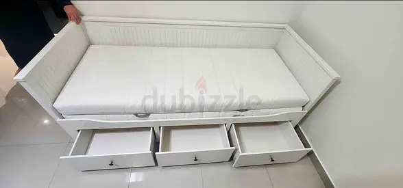 Ikea hemnes day bed with mattress 2