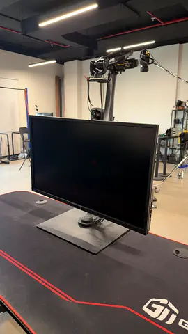 32-inch IPS Monitor with Adjustable Stand - Good Condition