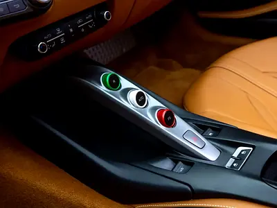2021 Ferrari 812 GTS 照片 13