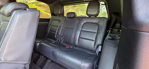 صورة 16 لـ 2022 Lincoln NAVIGATOR