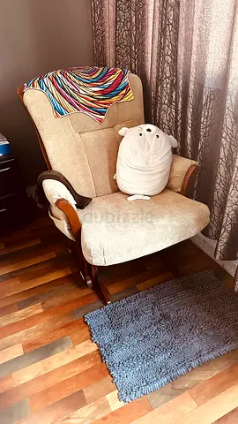 Comfortable Rocking Chair with Padded Fabric Seat