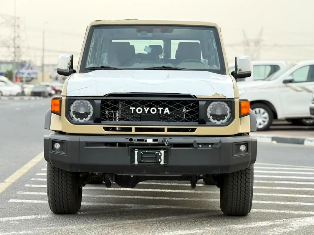 Toyota Land Cruiser 70 Series 2025 — photo 1 of 20