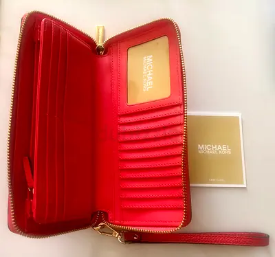 100% genuine Michael Kors Womens Jet Set Travel Wallet (Continental Leather, Coral Reef)