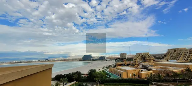ULTRA-LUXURY FURNISHED PENTHOUSE | PANORAMIC VIEWS