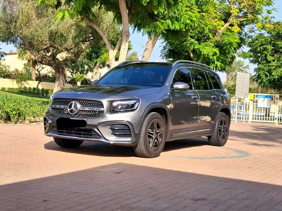 Mercedes-Benz GLB-Class 2024 — photo 1 of 10