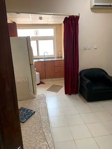 Monthly studio for rent in Mouwilah school area