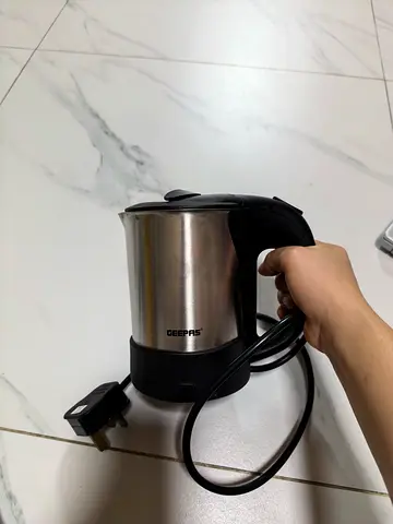 Geepas Stainless Steel Electric Kettle - 0.5L (Good Working Condition)