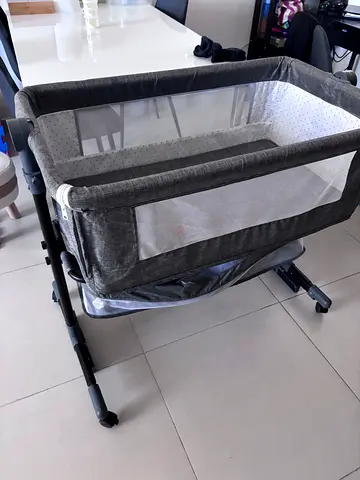 Grey Bedside Co-Sleeper Bassinet with Wheels