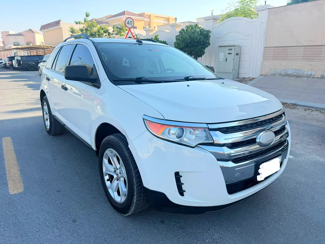 Ford Edge 2013 — photo 1 of 14