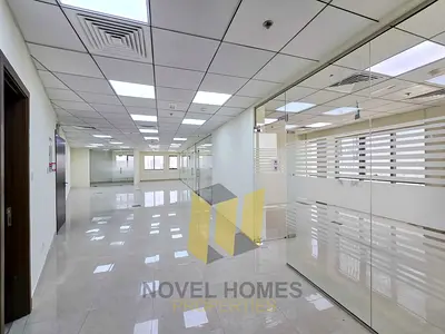 READY TO MOVE | FITTED OFFICE | 3 PARKING SLOTS
