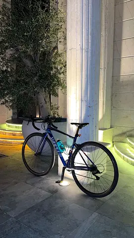 Lightweight road/race bike in good condition - Shimano groupset