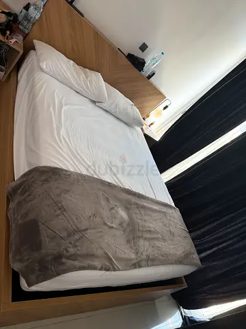 Wooden King Bed Frame with Headboard - good Condition