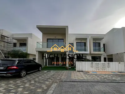 HOT DEAL | Fully Upgraded Luxury Villa | 3Y Layout
