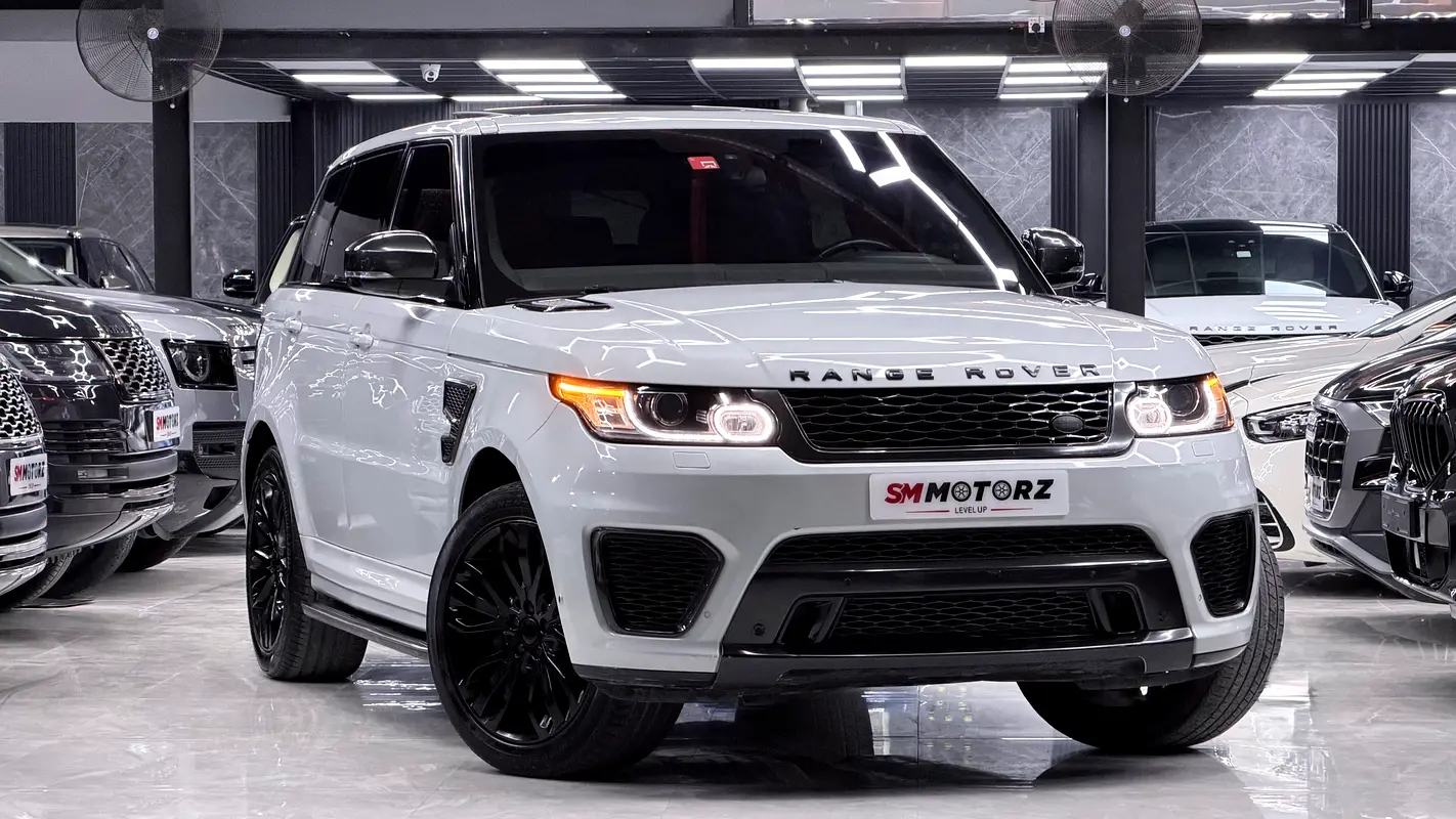 Land Rover Range Rover Sport 2016 — photo 1 of 11