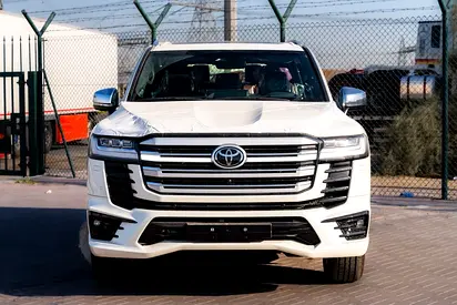 Toyota Land Cruiser VXR 2026 OMAN SPEC Specs | Brand New
