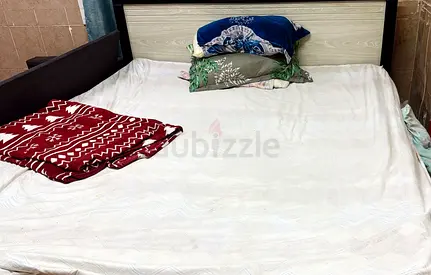King size bed and mattress
