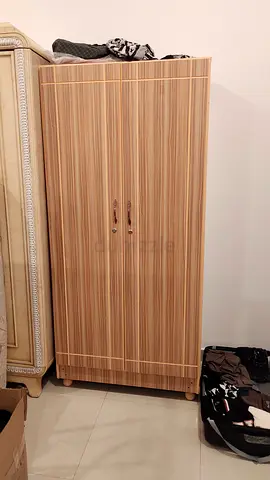 Light wood 2-door wardrobe in good condition