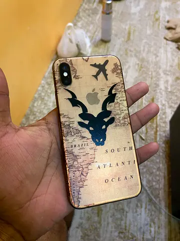 iPhone XS 266 gb