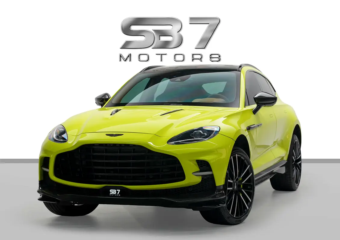 Aston Martin DBX 2023 — photo 1 of 17