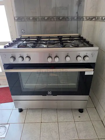 Electrolux 5-Burner Gas Cooker with Oven - Good Working Condition