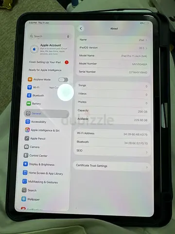 Apple iPad Pro 11-inch m4- 256GB, Wi‑Fi, Good Condition with Case