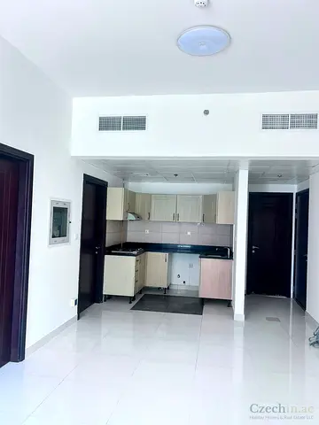 Spacious 2-Bedroom Apartment | Unfurnished I Ready to move in